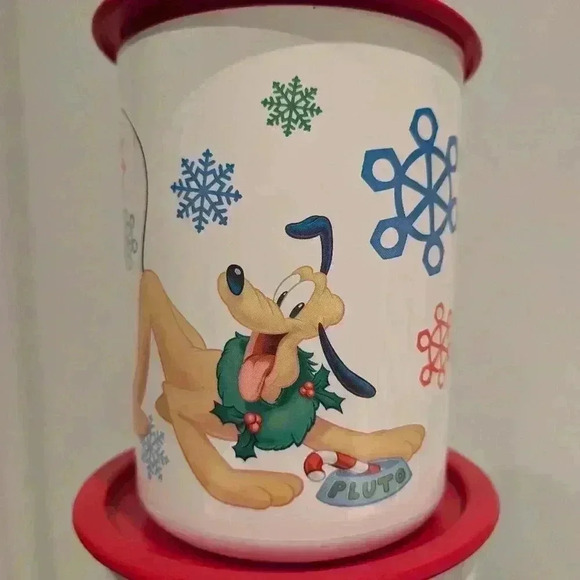 Vintage Disney Christmas Tupperware canisters - Picture 4 of 10